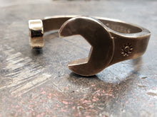 Bronze wrench cuff